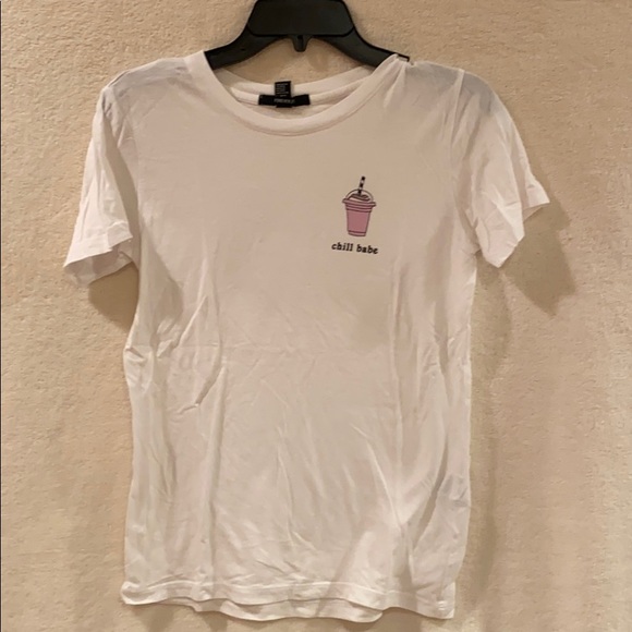 *3 for $20* — Forever 21 T-shirt - Picture 1 of 3